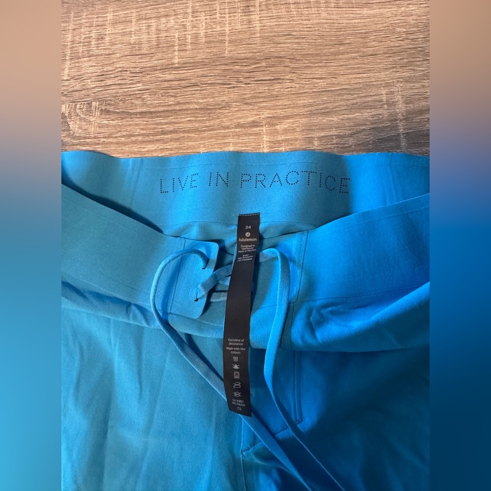 Lululemon Men's Current State Board Shorts lululemon (34) 9" - Picture 3 of 7